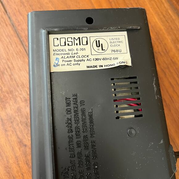 Vintage Cosmo LED Digital Alarm Clock Model E-701 - Picture 8 of 11